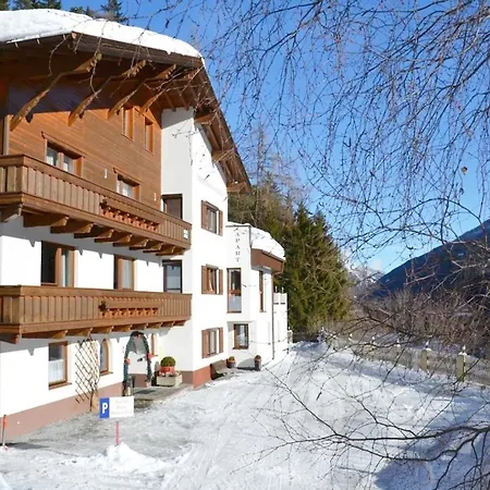 埃格利度假别墅 公寓